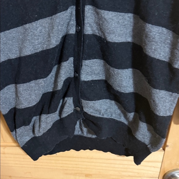 Joe Fresh Women’s Black and Gray Striped Top - Picture 3 of 5